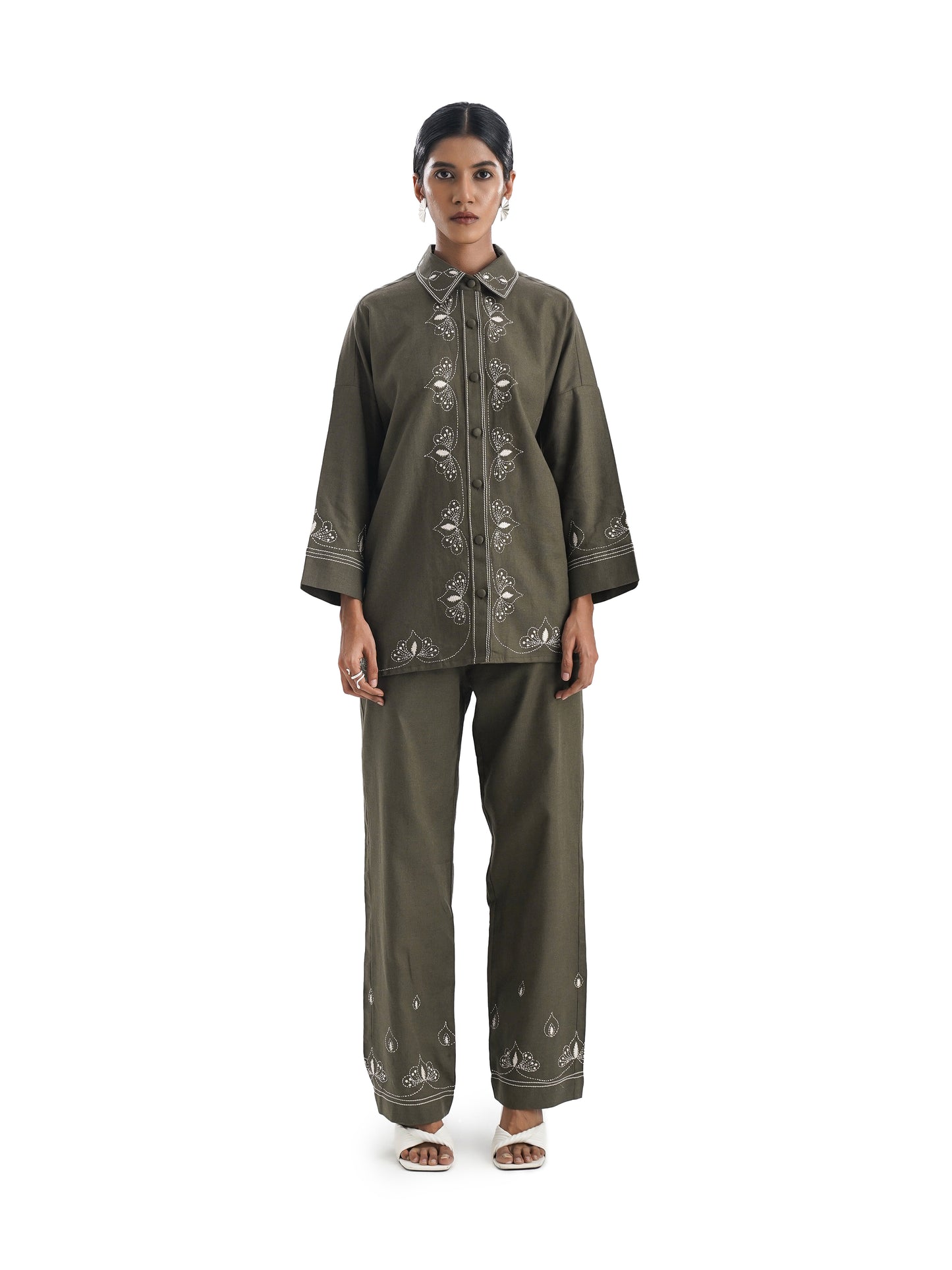Notre Ame La Broderie Palmette Olive Co-ords-F