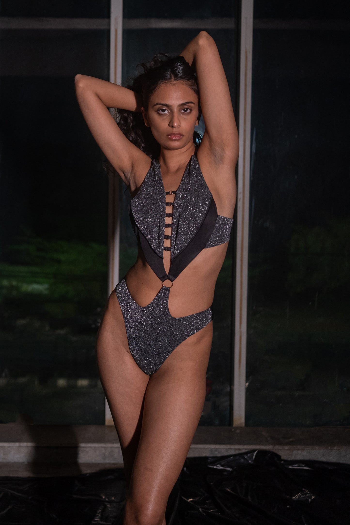 Notre-Ame-Le-Tierce-Noire-Shimmer-Monokini-C