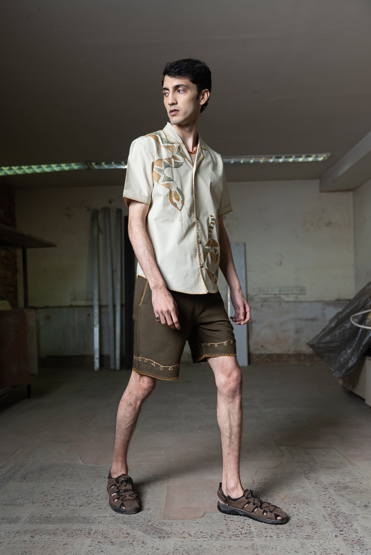 Notre-ame-Airavat-Beige-Camp-Shirt-S