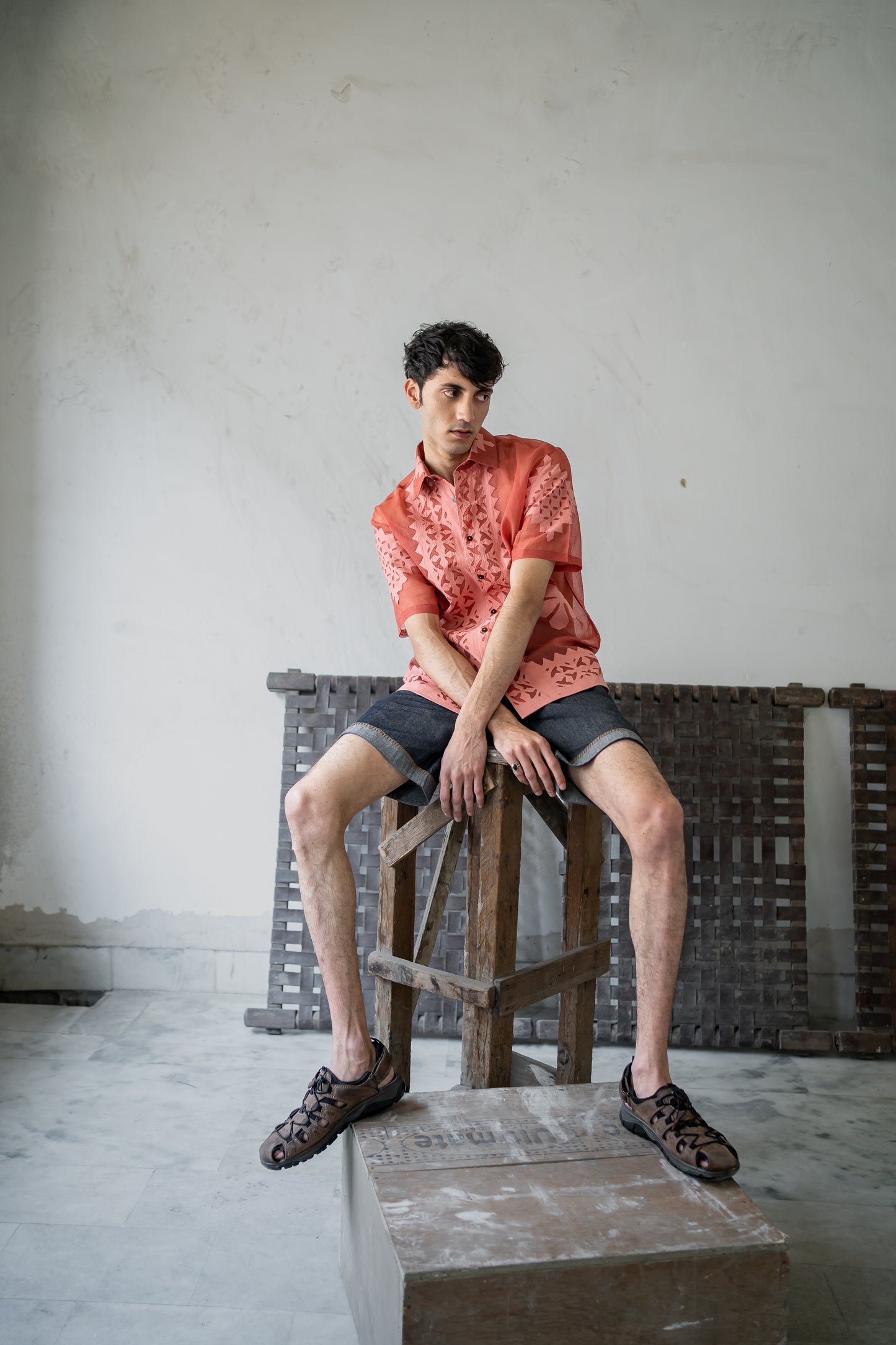 Notre-ame-Coral-Jaali-Applique-Artisanal-Shirt-M2