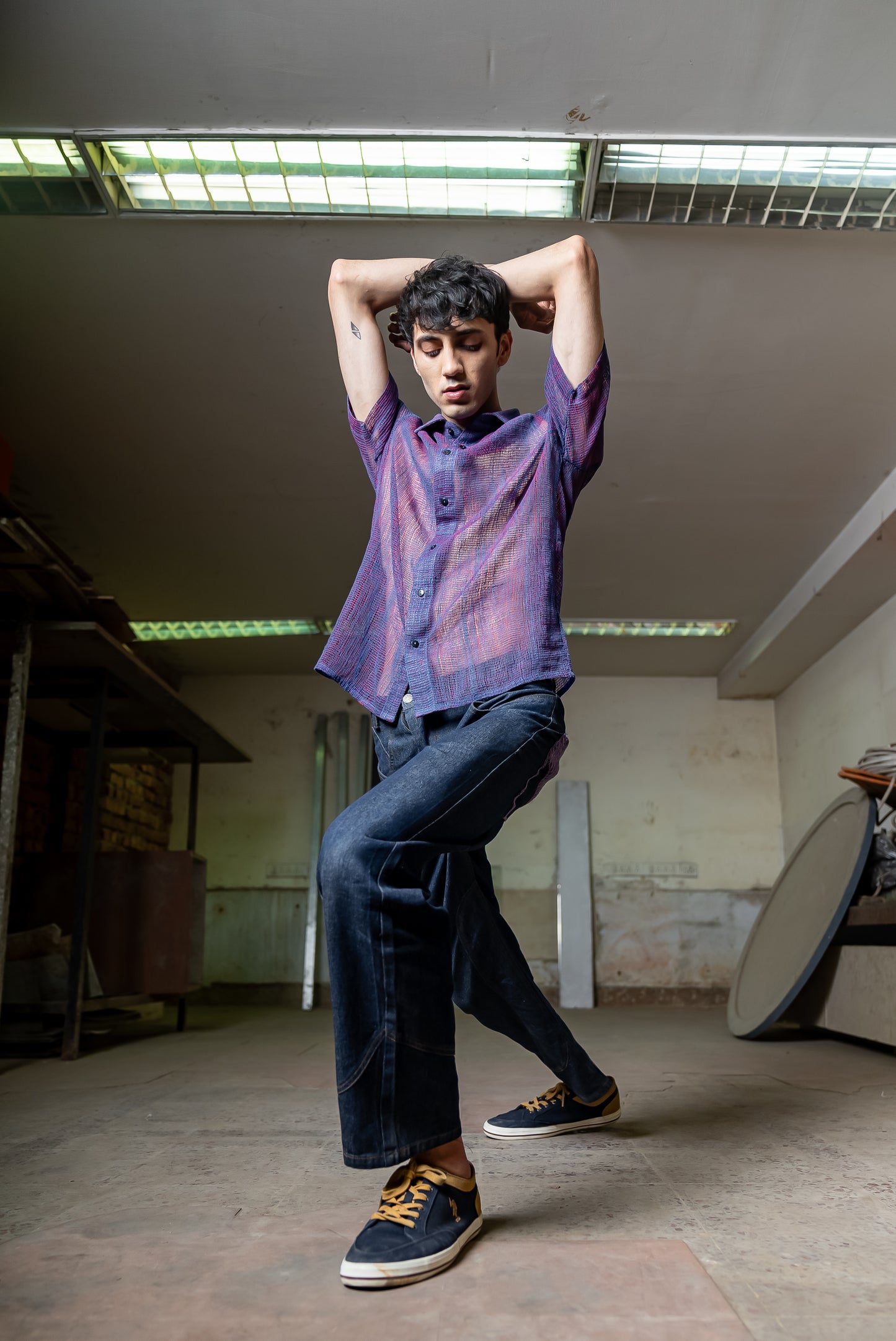 Notre-ame-Duo-Tone-Thread-Mesh-Shirt-M