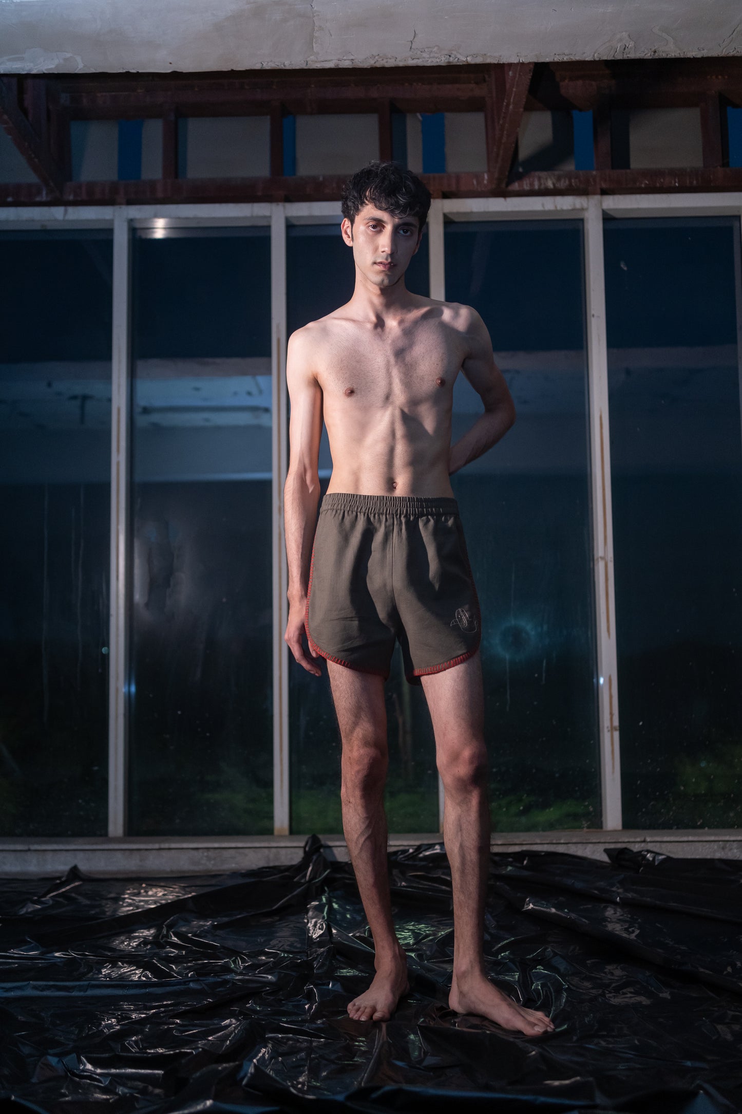 Notre-ame-Le-Galbe-Olive-Crochet-Shorts-F