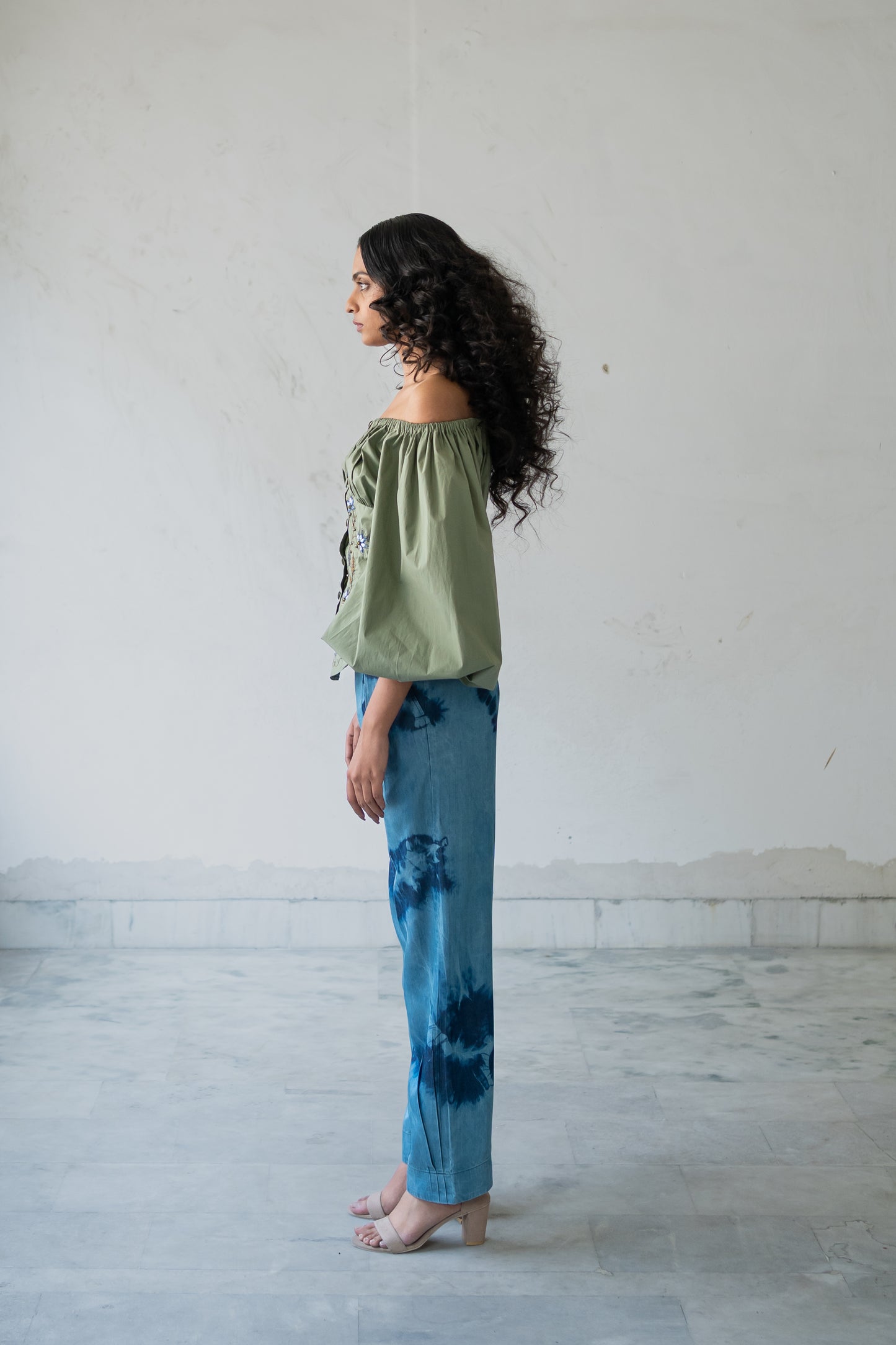Notre-ame-Le-Jardin-Olive-Offshoulder-Blous-S1
