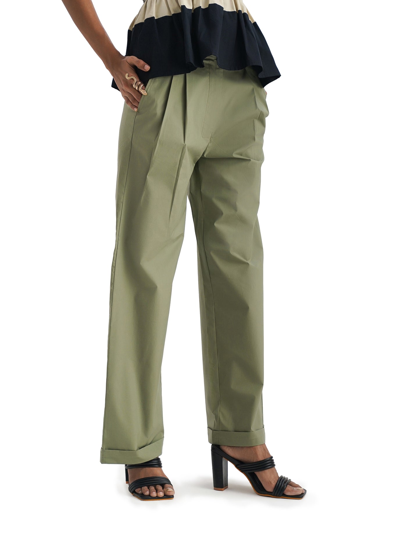 Notre Ame Le Plissé Olive Roll-up Pants - D