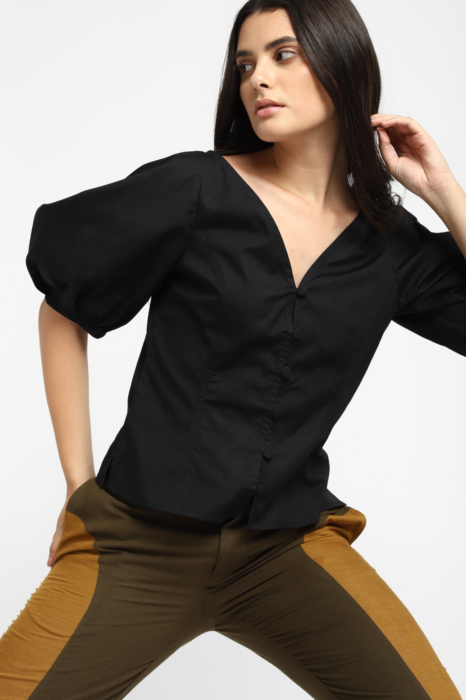 Notre-ame-le-galbe-flounce-sleeve-black-blouse-m