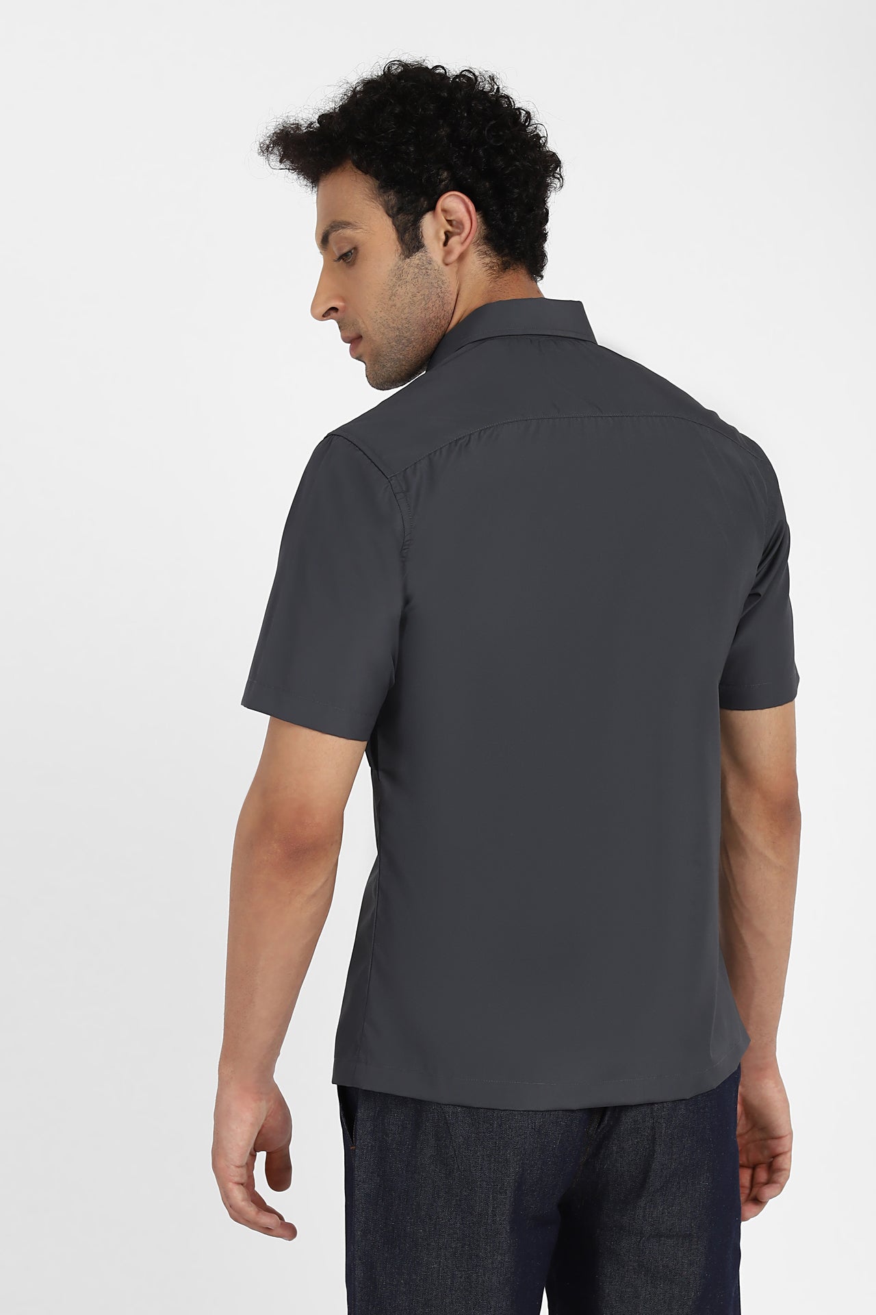 notre-ame-le-carre-charcoal-utility-shirt-B