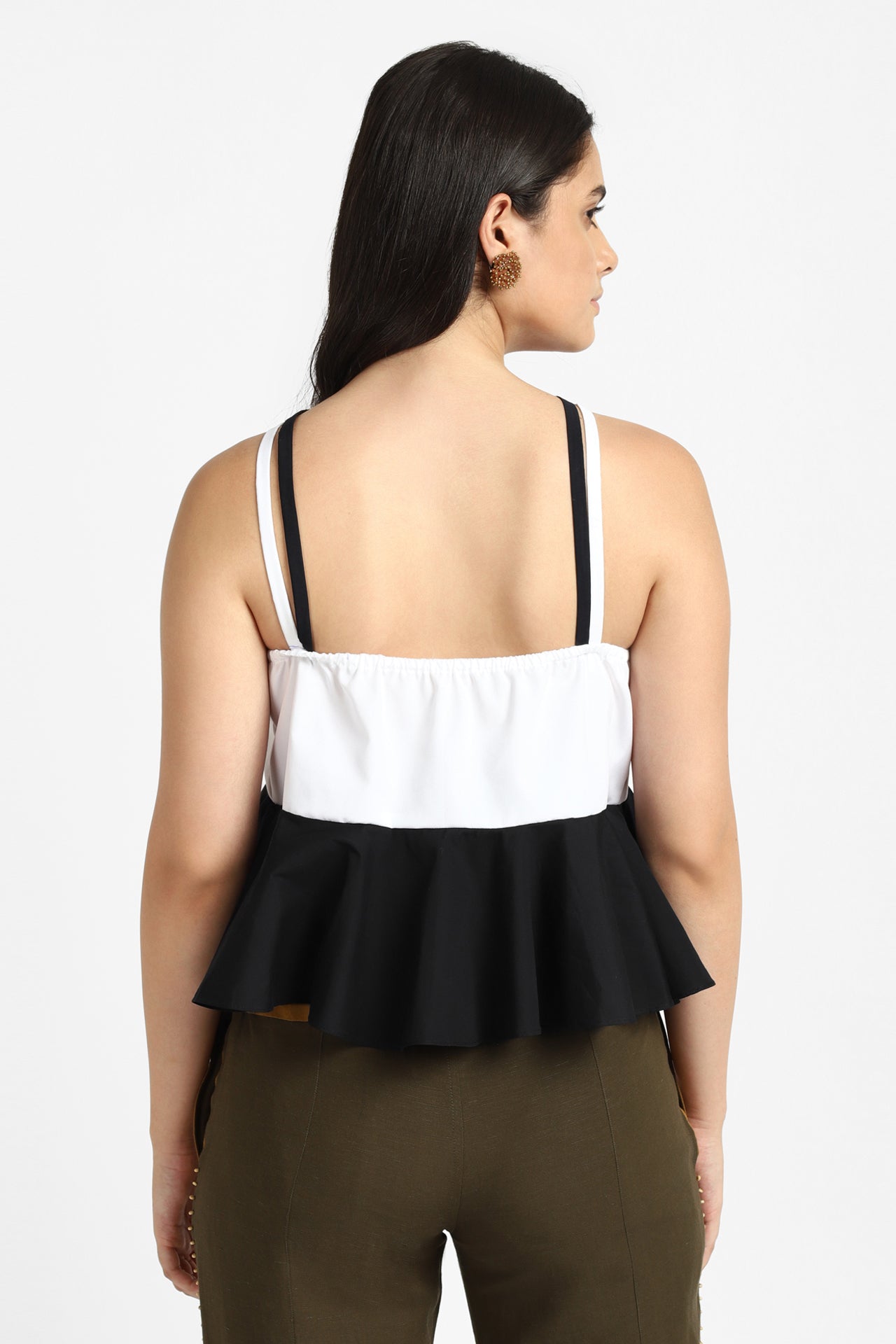 notre-ame-le-collier-black-white-ruffle-top-B