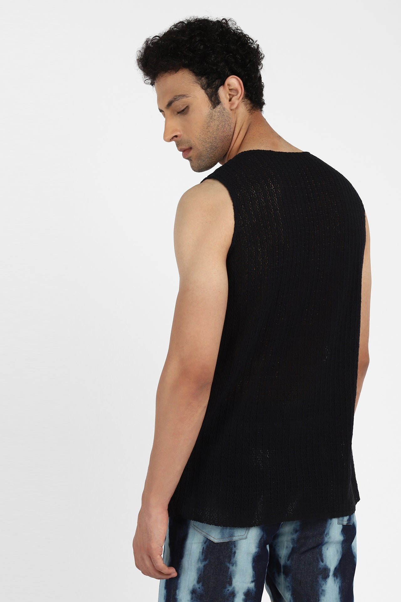 notre-ame-le-sable-black-textured-singlet-B