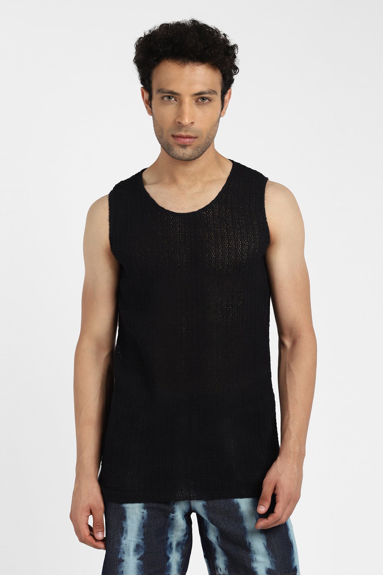 notre-ame-le-sable-black-textured-singlet-F